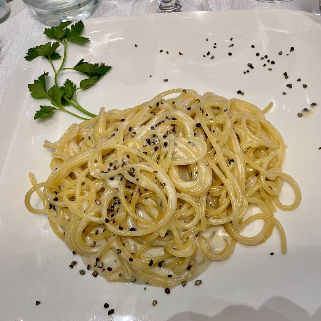 First dish for me was spaghetti <em>cacio e pepe</em>.