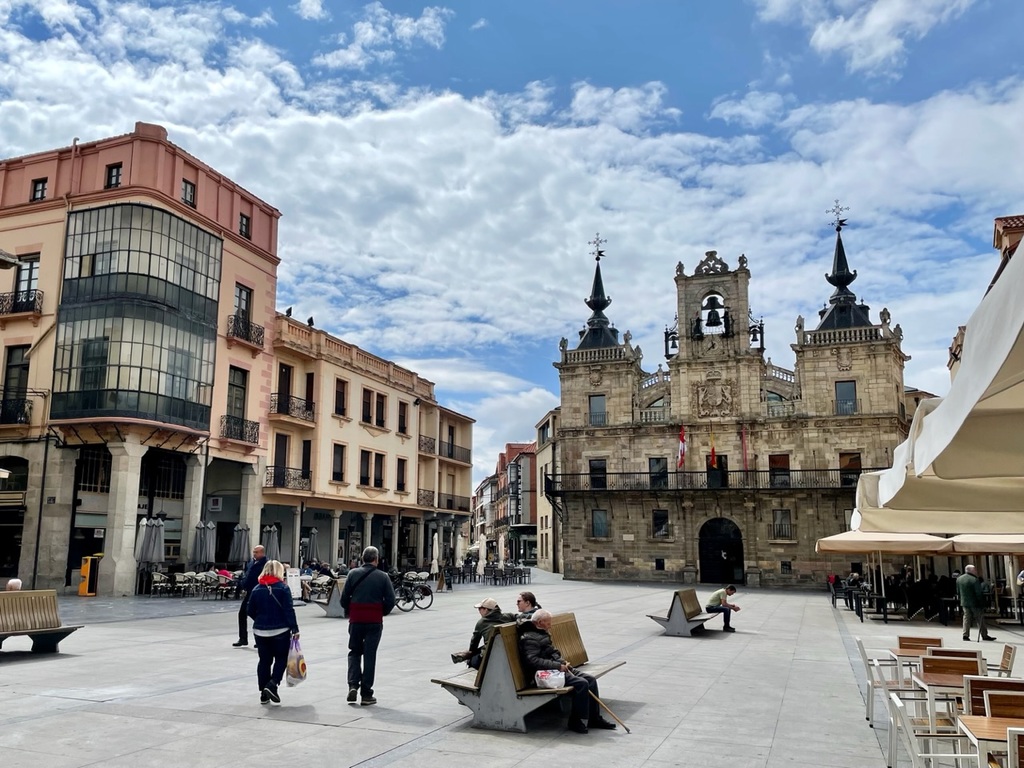 A plaza in Astorga.