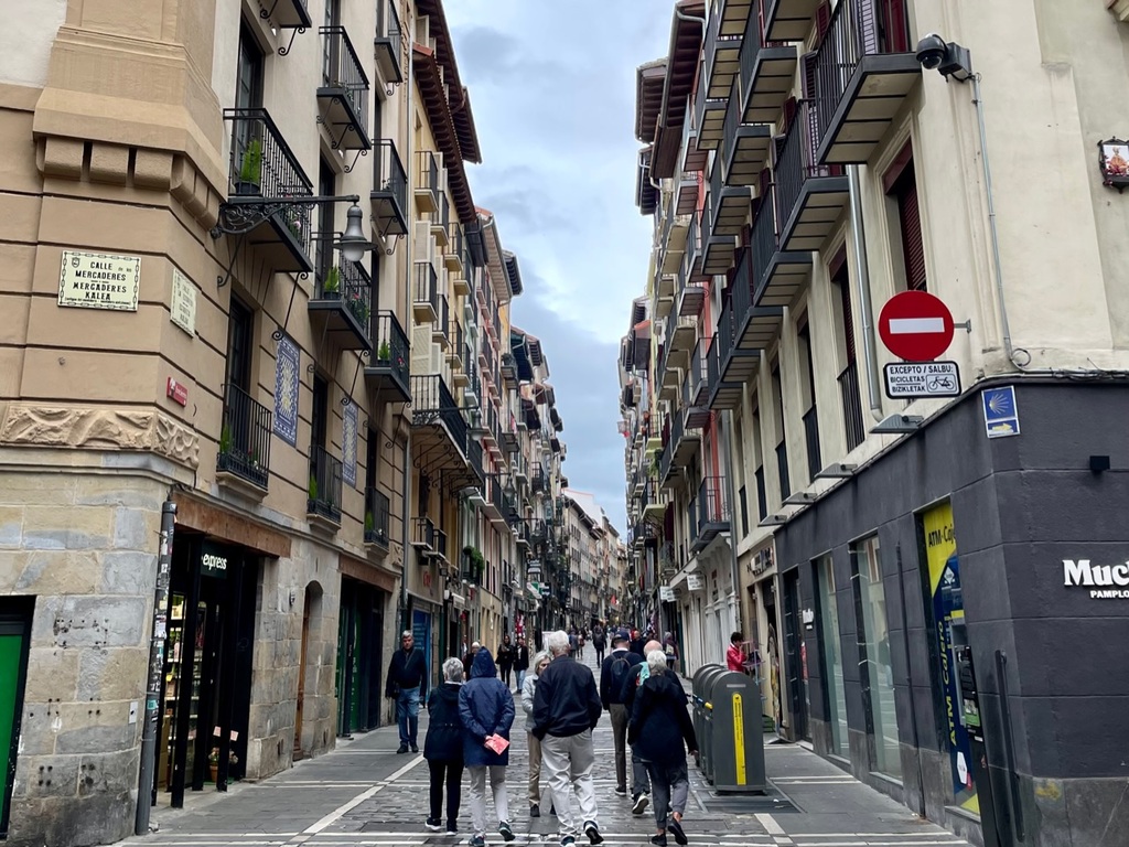Pamplona street scene.